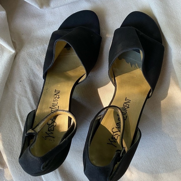 CERTIFIED Authentic Yves Saint Laurent black heels - Picture 7 of 10